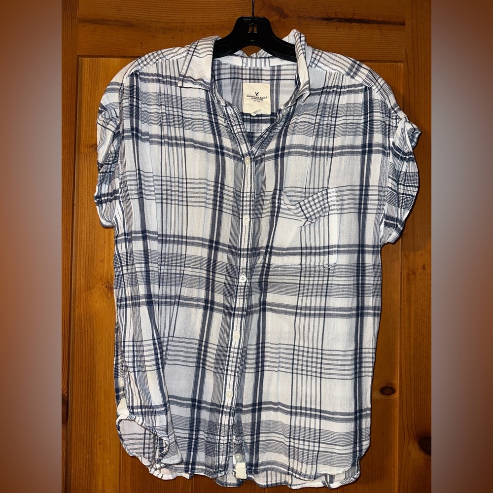American Eagle button Shirt Size Lg washed washed but not worn never dried